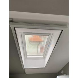 Szúnyogháló tetőtéri ablakra