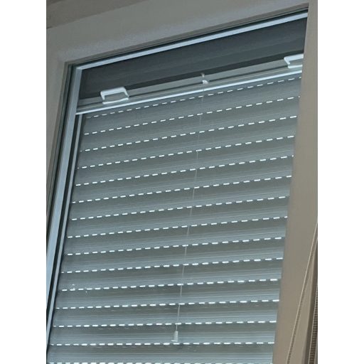 Új típusú,külső tokos műanyag redőny,kombi